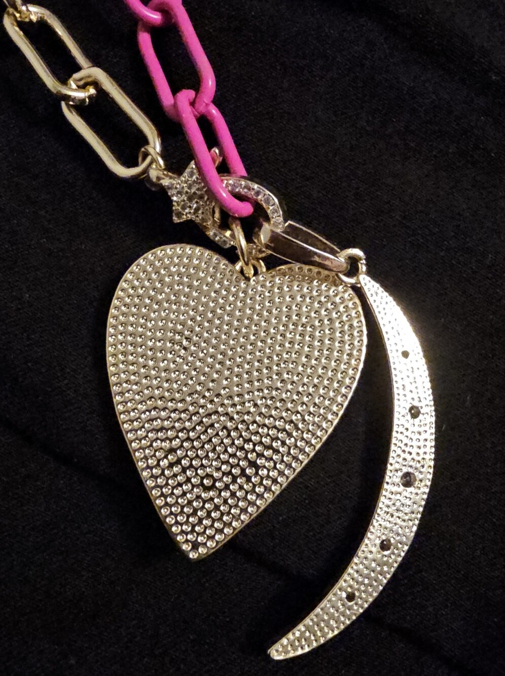 Lucy Moon Hot Pink Cresent Moon & Heart Statement Necklace 16 Inch EUC - Picture 8 of 9